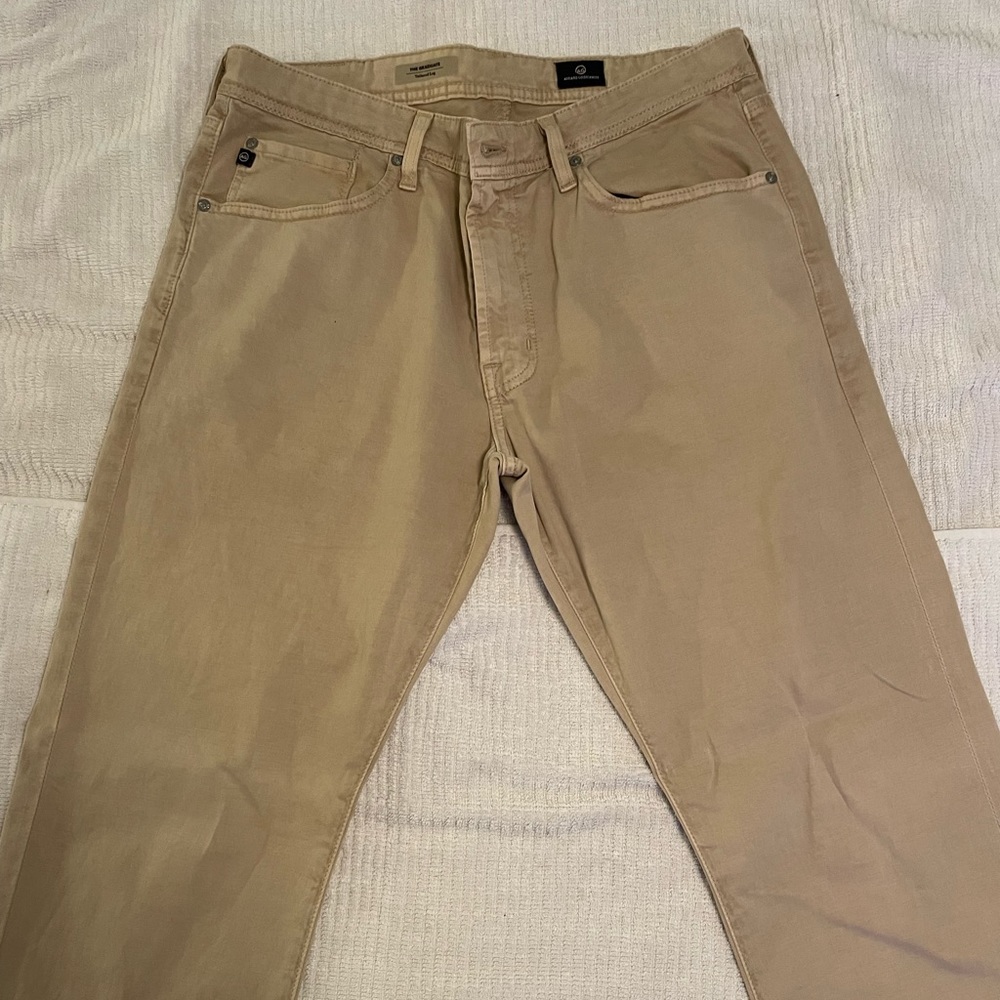 Khaki AG Chinos